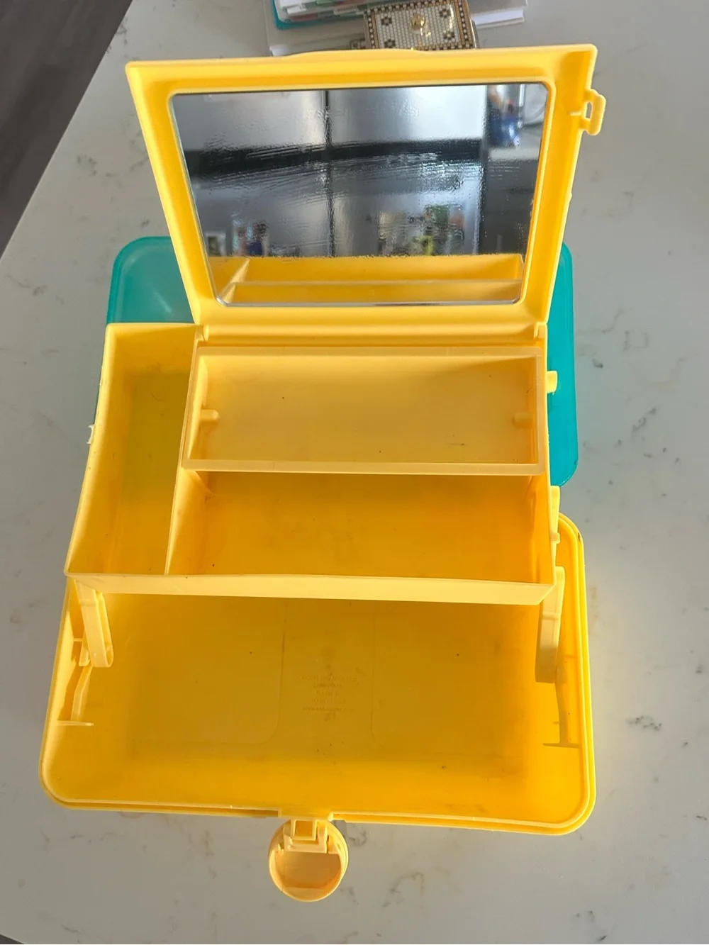90’s Kid Caboodles On-The-Go Girl makeup case
